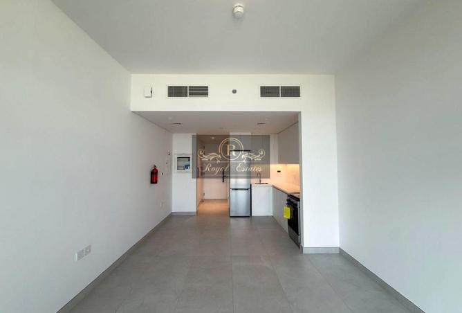 81940207 - Property Image 3