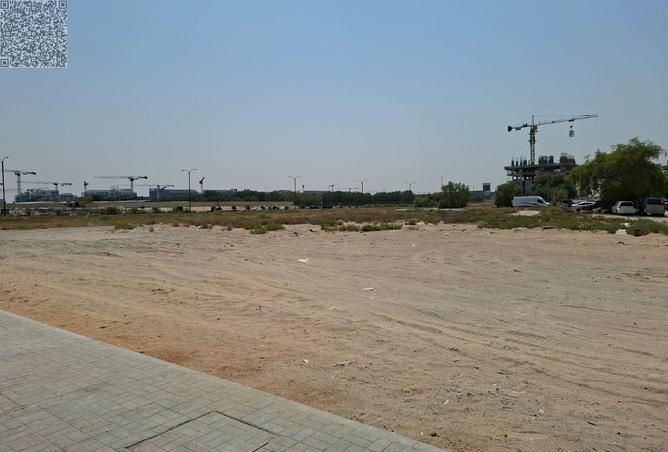 2 adjacent plot sale/on 2 street/ 6-meter setback