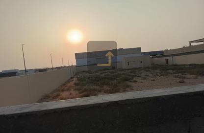 Land - Studio for rent in Al Sajaa - Sharjah