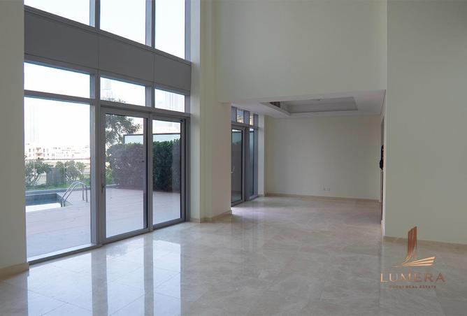 136567240 - Property Image 3