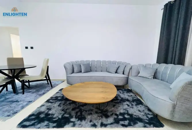 104672106 - Property Image 2