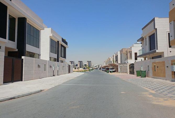 98682161 - Property Image 2
