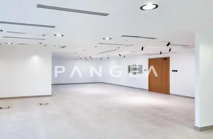 Office Space - Studio - 1 Bathroom for rent in Empire Heights 1 - Empire Heights - Business Bay - Dubai