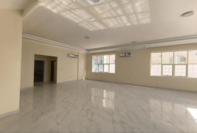 74651698 - Property Image 2