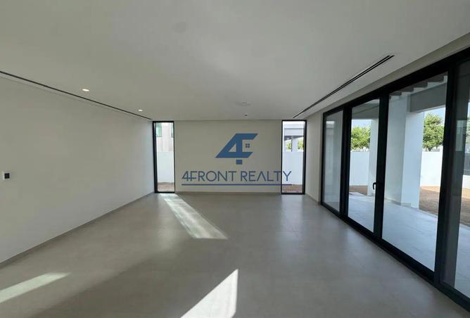 54929383 - Property Image 2