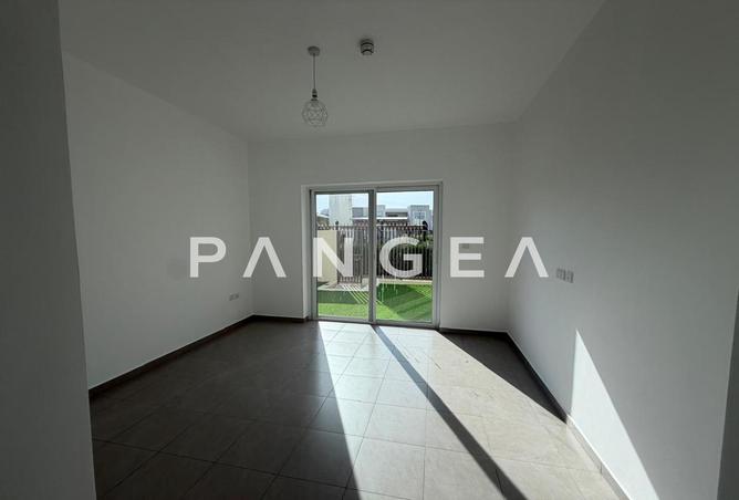 72721837 - صورة العقار 3