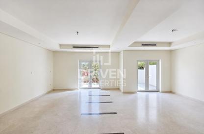 Villa - 3 - 4 for rent in Murooj Al Furjan East - Murooj Al Furjan - Al Furjan - Dubai