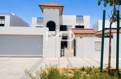 Villa - 4 Bedrooms - 7 Bathrooms for sale in Fay Alreeman - Al Shamkha - Abu Dhabi