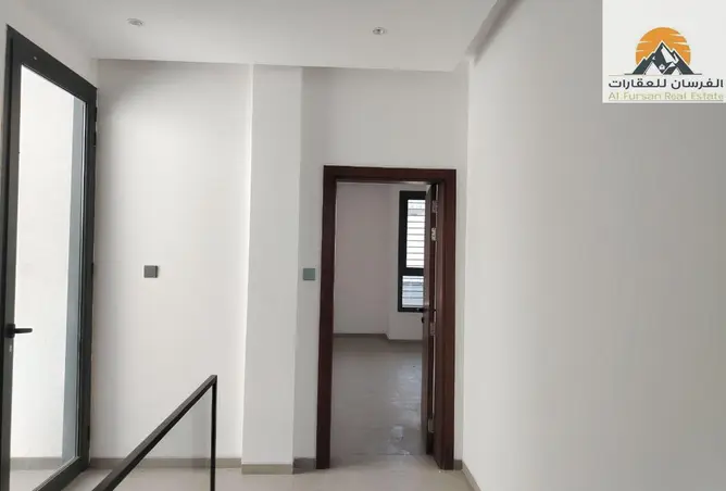 90921557 - Property Image 2