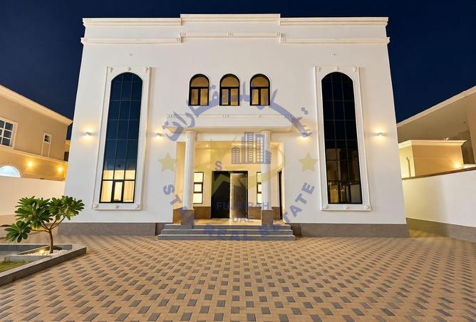 للبيع | فيلا فاخرة 5 غرف ماستر – قراط، الفجيرة