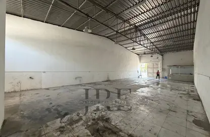 مستودع - استوديو - 1 حمام للايجار في المنطقة الصناعية رقم 4 - المنطقة الصناعية بالشارقة - الشارقة