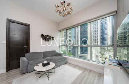 Apartment - 1 - 2 for rent in The Point - Dubai Marina - Dubai