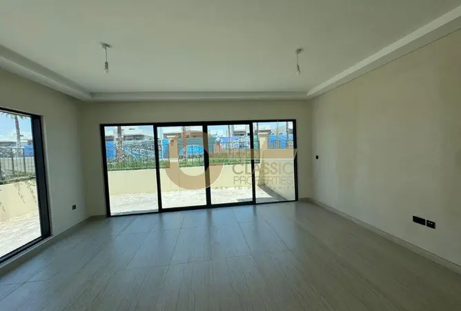 100388194 - Property Image 2