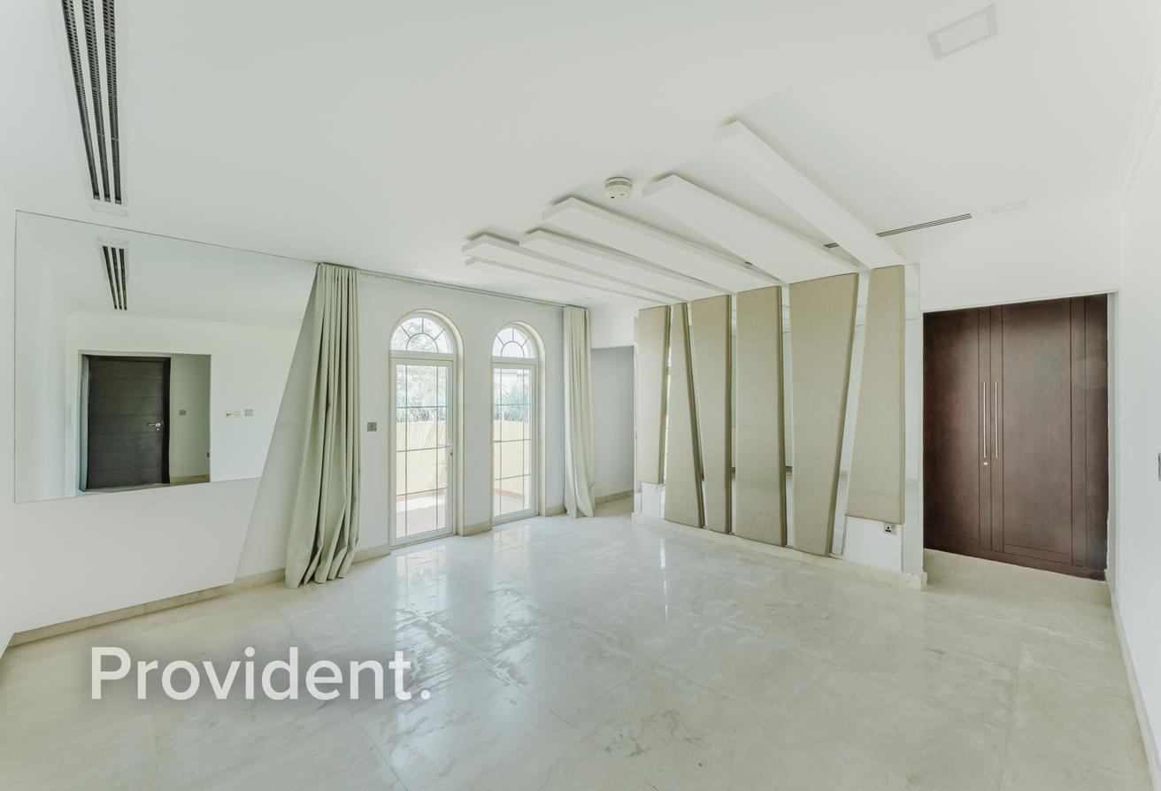 Fully Upgraded | Extended | Private Pool and Sauna photo 23