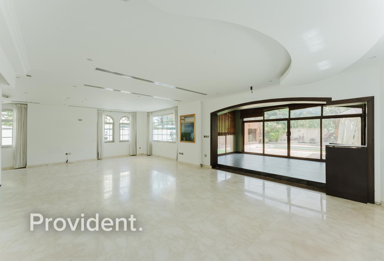 Fully Upgraded | Extended | Private Pool and Sauna photo 4