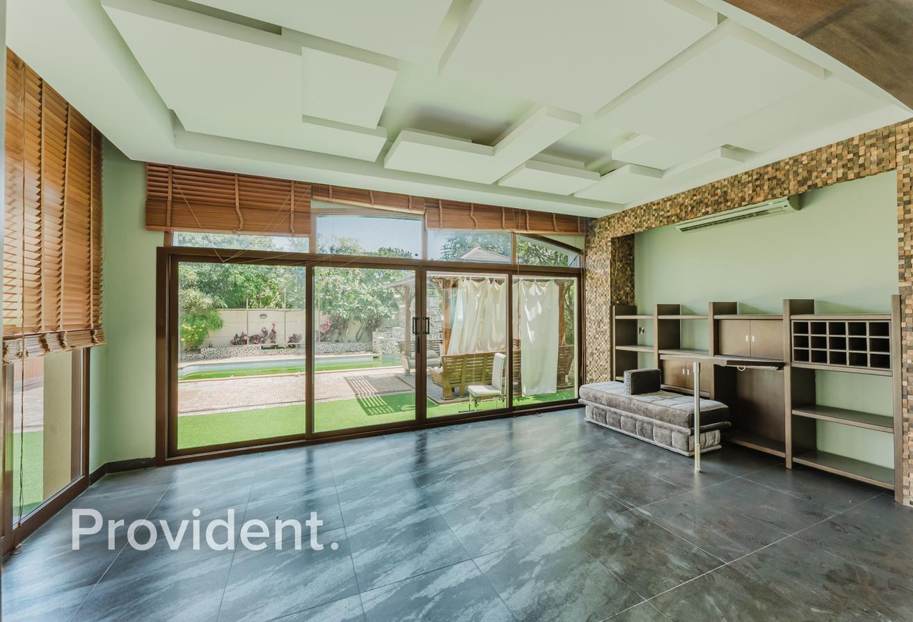 Fully Upgraded | Extended | Private Pool and Sauna photo 7