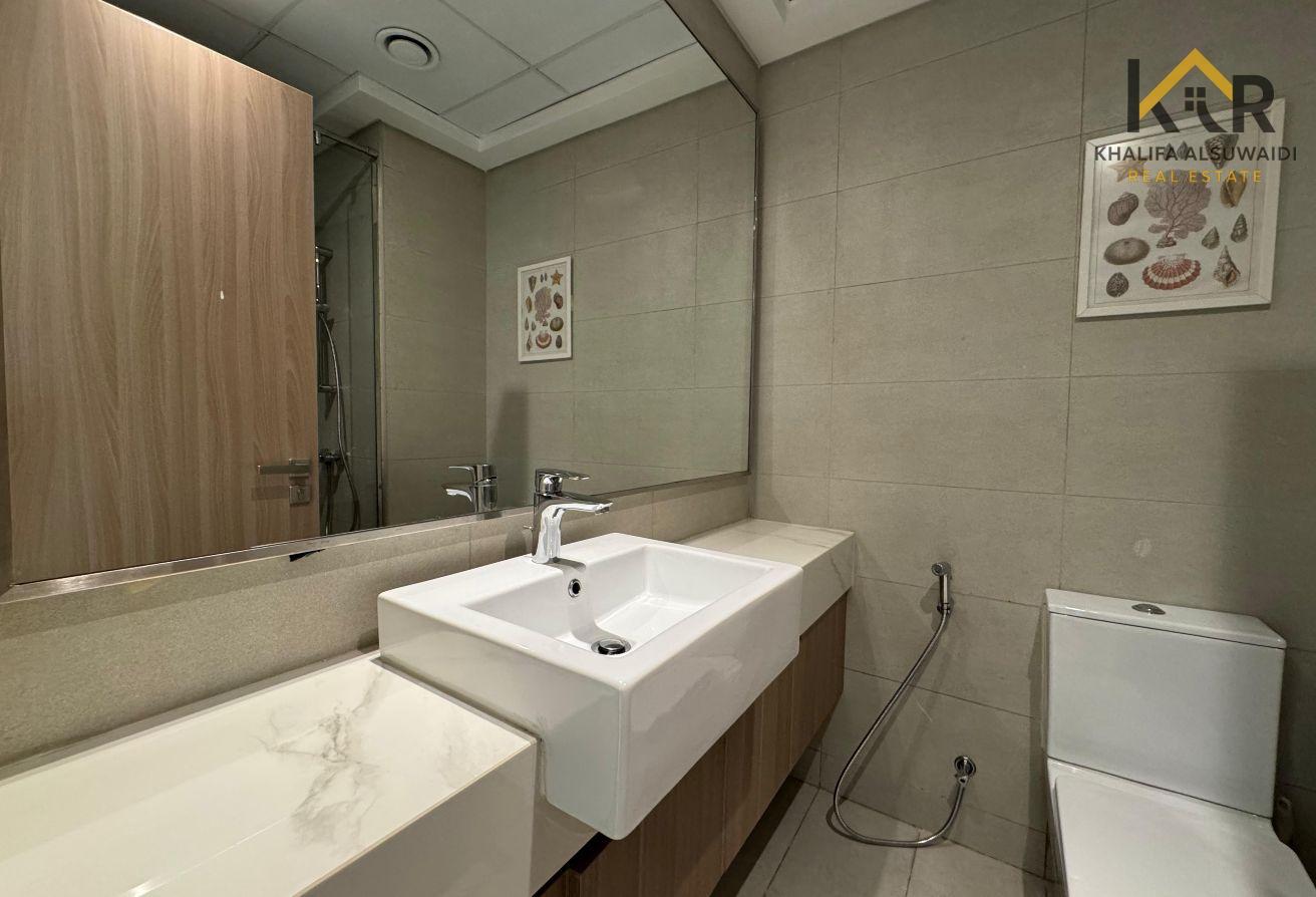 Furnished | Luxury | Bigger Size photo 8