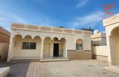 Villa - 4 Bedrooms - 4 Bathrooms for rent in Khuzam - Ras Al Khaimah
