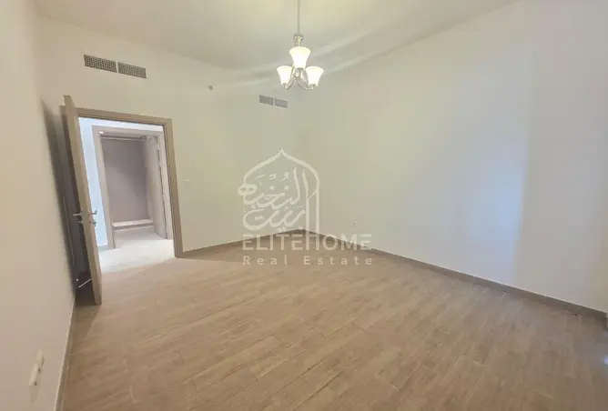 165027900 - Property Image 3