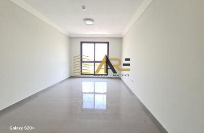 Apartment - 2 Bedrooms - 2 Bathrooms for rent in Al Tay commercial - Al Tai - Sharjah
