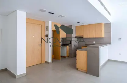 شقة - غرفة نوم - 2 حمامات للبيع في الممشى - مويلح - الشارقة