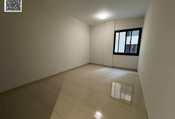 74242375 - صورة العقار 3