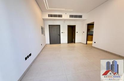 Apartment - 1 - 2 for rent in Ayhaco 7 - Jumeirah Garden City - Al Satwa - Dubai