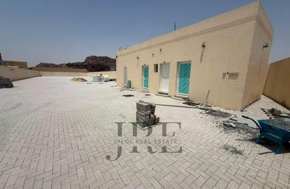 Warehouse - Studio - 1 Bathroom for rent in Al Sajaa Industrial - Al Sajaa - Sharjah