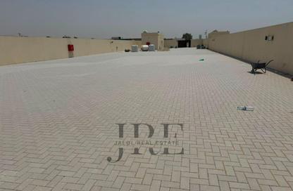 Warehouse - Studio - 1 Bathroom for rent in Al Sajaa Industrial - Al Sajaa - Sharjah