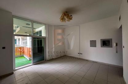 Apartment - Studio - 1 Bathroom for rent in Glitz 2 - Glitz - Dubai Studio City - Dubai