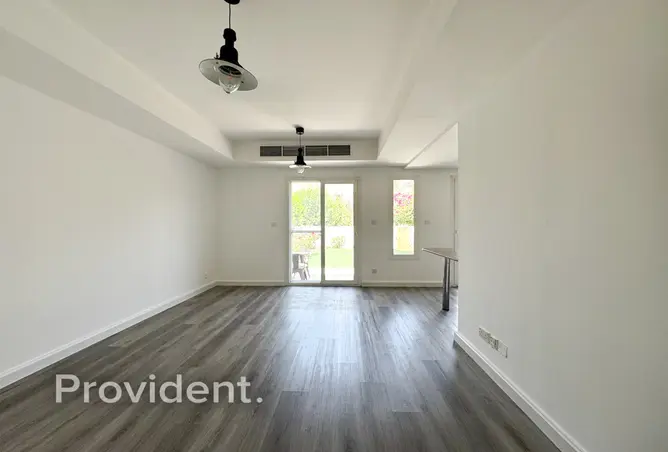 80276038 - Property Image 2
