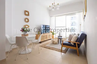 شقة - غرفة نوم - 1 حمام للبيع في برج ماي فير - الخليج التجاري - دبي