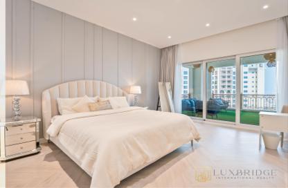Apartment - 2 Bedrooms - 3 Bathrooms for sale in Marina Residences 6 - Marina Residences - Palm Jumeirah - Dubai