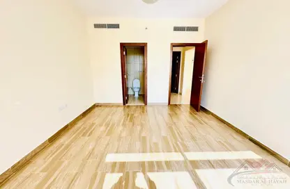 Apartment - 1 Bedroom - 2 Bathrooms for rent in Muwaileh 29 Building - Muwaileh - Sharjah