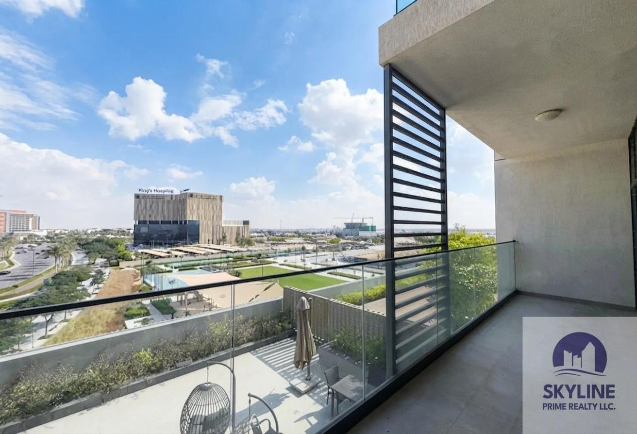 Spacious Layout | High Floor | Vacant photo 8