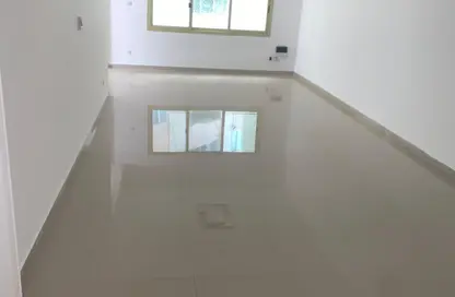 شقة - 2 غرف نوم - 3 حمامات للايجار في المجاز 2 - المجاز - الشارقة شقة - 2 غرف نوم - 3 حمامات للايجار في المجاز 2 - المجاز - الشارقة