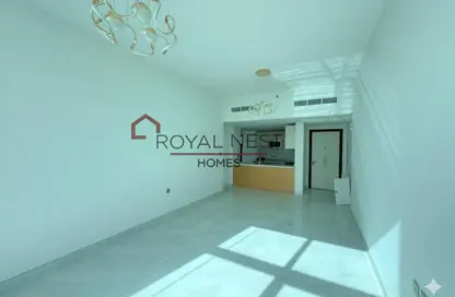 Apartment - 2 Bedrooms - 2 Bathrooms for rent in Skyz by Danube - Arjan - Dubai
