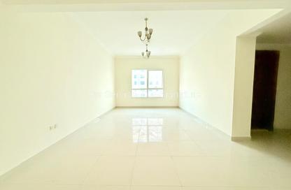 Apartment - 3 Bedrooms - 3 Bathrooms for rent in New Al Taawun Road - Al Taawun - Sharjah