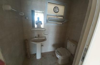 Shop - Studio - 1 Bathroom for rent in Hoshi - Al Badie - Sharjah