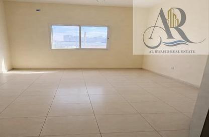 Labor Camp - Studio - 7+ Bathrooms for rent in Al Jurf Industrial 1 - Al Jurf Industrial - Ajman Labor Camp - Studio - 7+ Bathrooms for rent in Al Jurf Industrial 1 - Al Jurf Industrial - Ajman