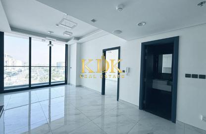 Apartment - 1 - 2 for rent in Samana Golf Avenue - Dubai Studio City - Dubai