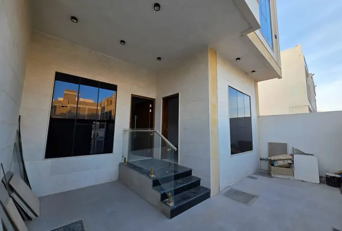 135143555 - Property Image 2