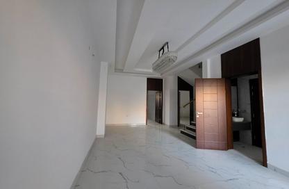 Townhouse - 5 Bedrooms - 6 Bathrooms for sale in Al Yasmeen 1 - Al Yasmeen - Ajman