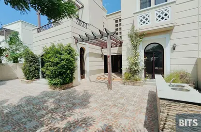 Villa - 4 Bedrooms - 5 Bathrooms for rent in Naseem - Mudon - Dubai
