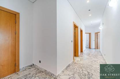 Apartment - 4 Bedrooms - 4 Bathrooms for rent in Al Sarrood - Shoreline Apartments - Palm Jumeirah - Dubai