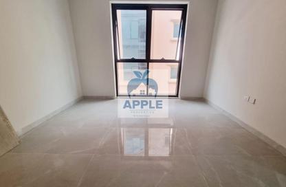 Apartment - 1 Bedroom - 2 Bathrooms for rent in Muwailih Building - Muwaileh - Sharjah