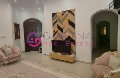 Apartment - 4 Bedrooms - 5 Bathrooms for rent in Al Riffa - Ras Al Khaimah