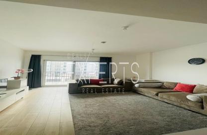 Apartment - 1 - 1 for rent in Waters Edge - Yas Island - Abu Dhabi