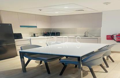 Apartment - 1 - 1 for rent in Waters Edge - Yas Island - Abu Dhabi