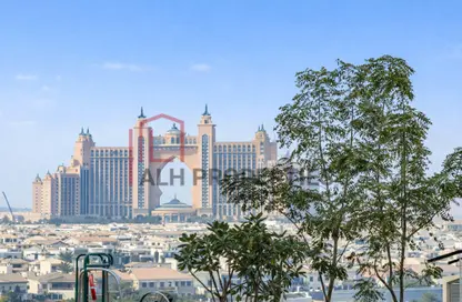 Apartment - 2 Bedrooms - 3 Bathrooms for sale in Beach Mansion Tower 2 - EMAAR Beachfront - Dubai Harbour - Dubai